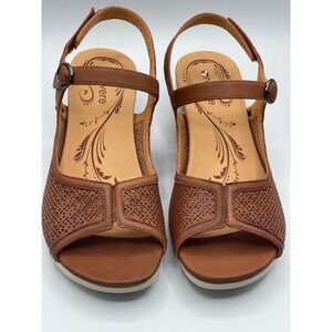 Revere Woman Kaya Leather‎ Sandals Women's Size 10